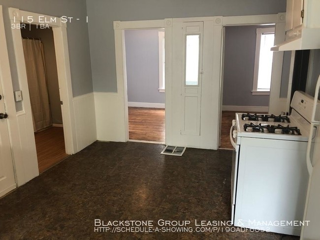 Building Photo - 3 bedroom in Woonsocket RI 02895