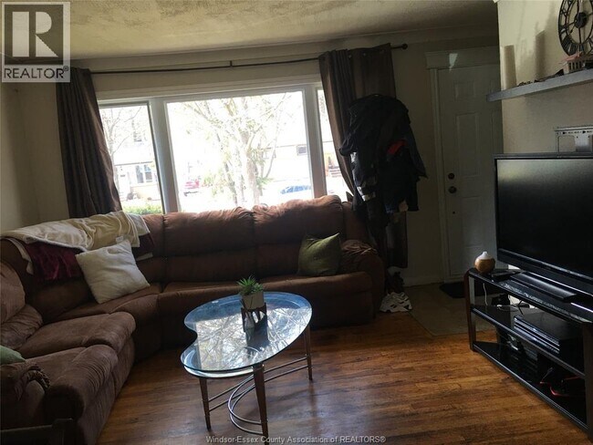 Photo du bâtiment - 3440 Randolph Ave