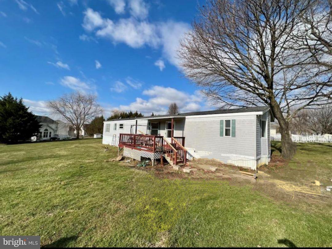 Primary Photo - 19 Gibney Ln