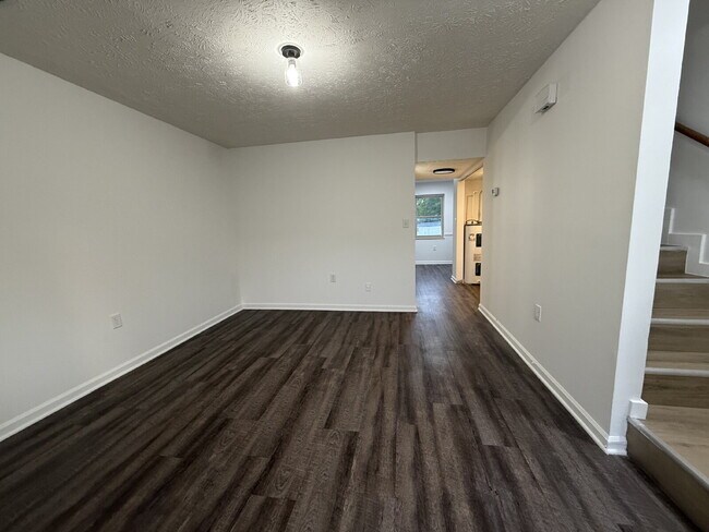 Building Photo - Freshly updated two-story townhome in Strawberry Plains with two bedrooms & two full baths