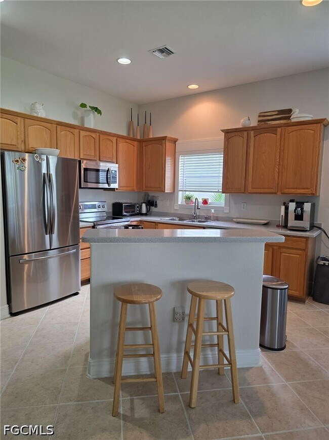 Building Photo - 9616 Casa Mar Cir