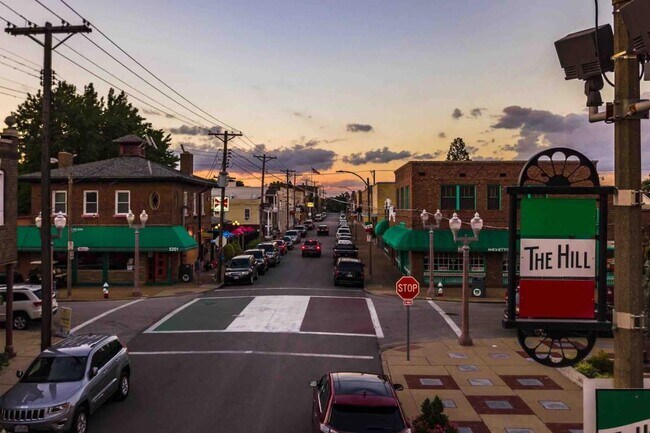 Foto del edificio - 1822 Marconi Ave