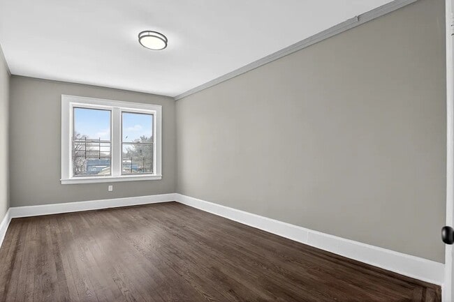 Foto del edificio - 1003 S Orange Ave
