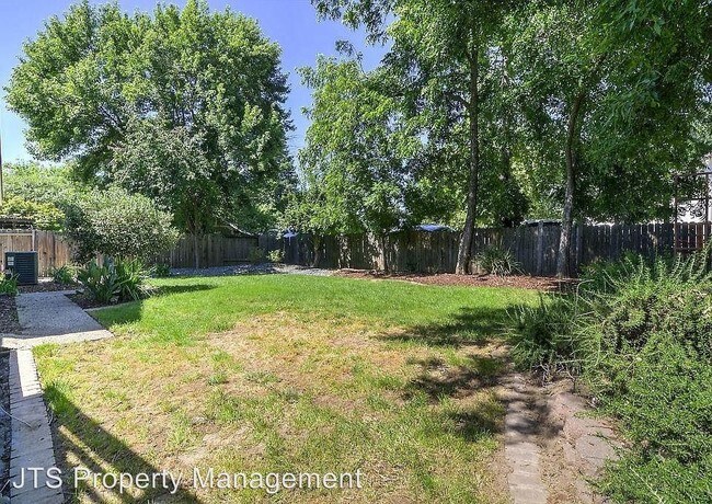 Building Photo - 3 br, 2 bath House - 7139 Karen Rae Ct