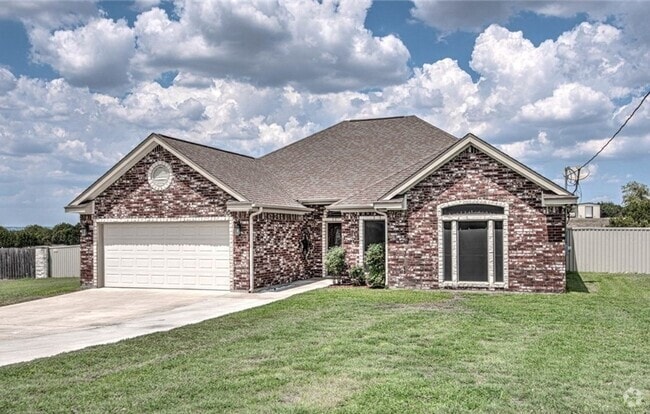 Building Photo - 182 Needlepoint Ln