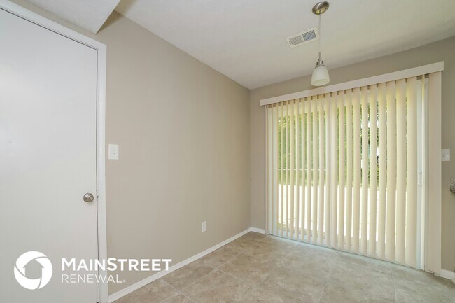 Foto del edificio - 5248 Long Green Ln