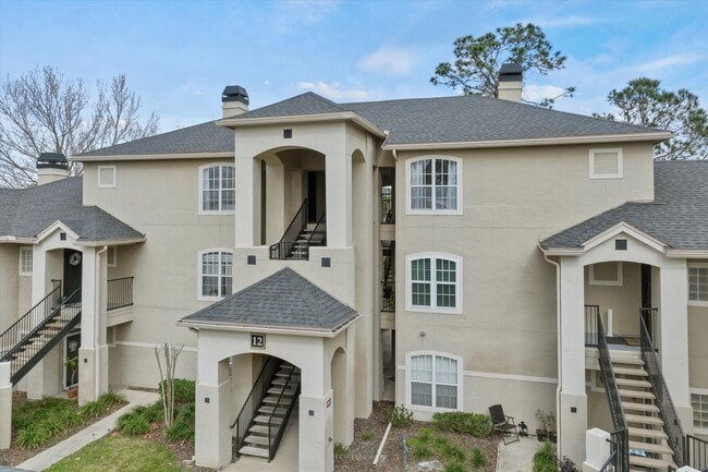 Building Photo - Updated Condo With Marsh Views Near Jax Beach