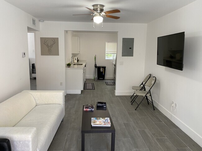Foto del edificio - 519 SW 5th St