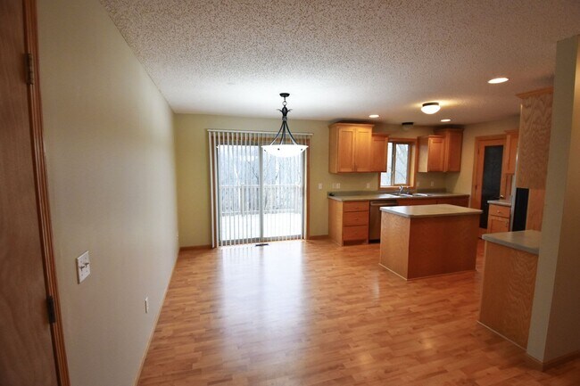 Foto del edificio - 13747 214th Ave NW