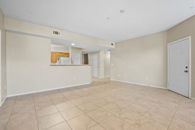Building Photo - 2 Primary Bedrooms in a Gated Northwest Co...