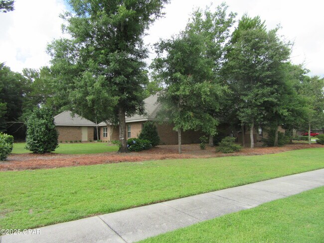 Foto del edificio - 114 Lake Merial Shores Dr