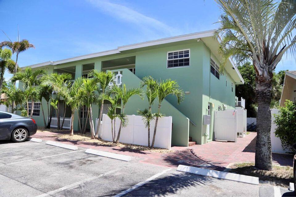 Primary Photo - 1340 SE 3rd Ct