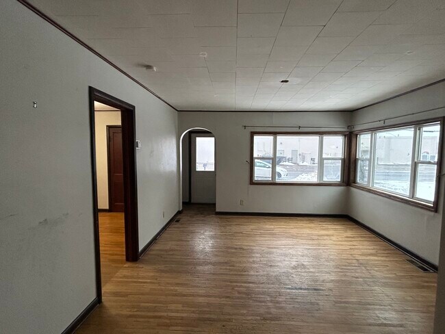 Foto del edificio - 711 3rd St