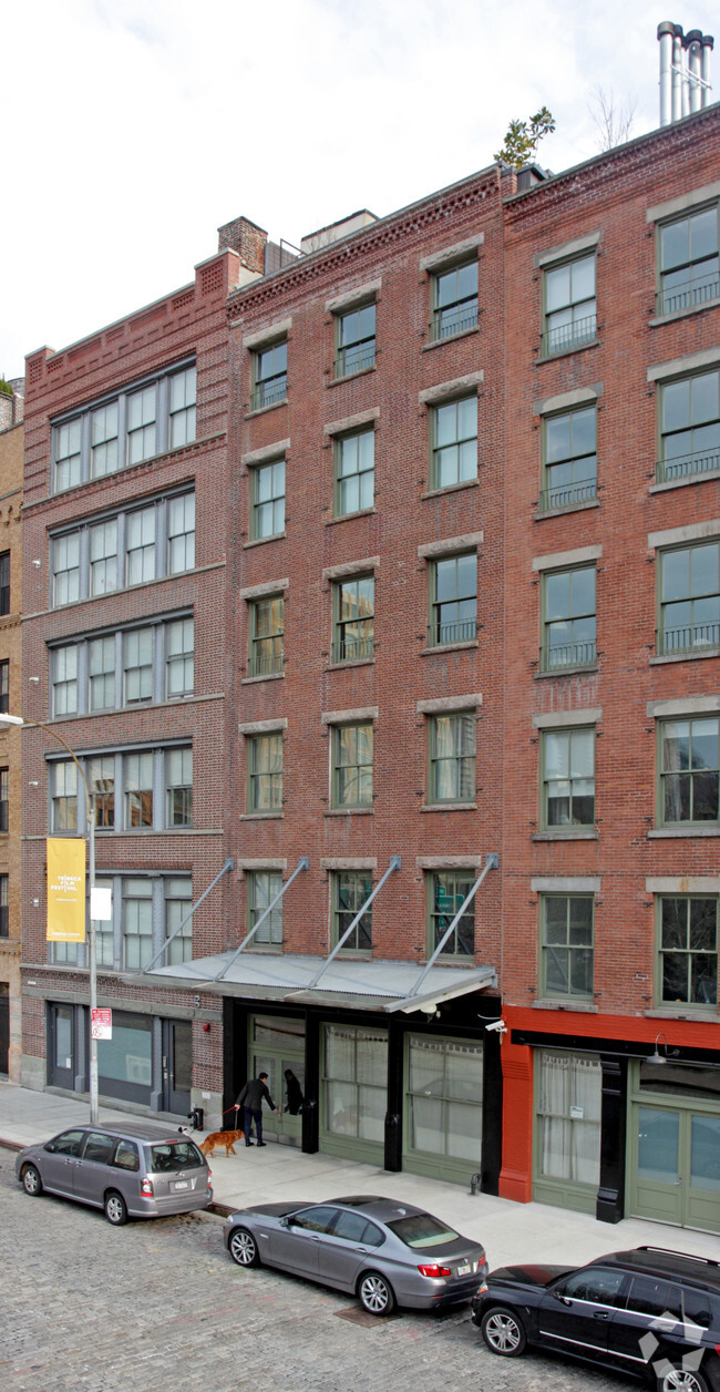Primary Photo - Cobblestone Lofts