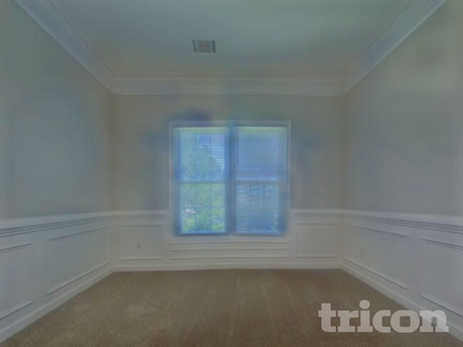 Building Photo - 824 Tibwin Pl SE