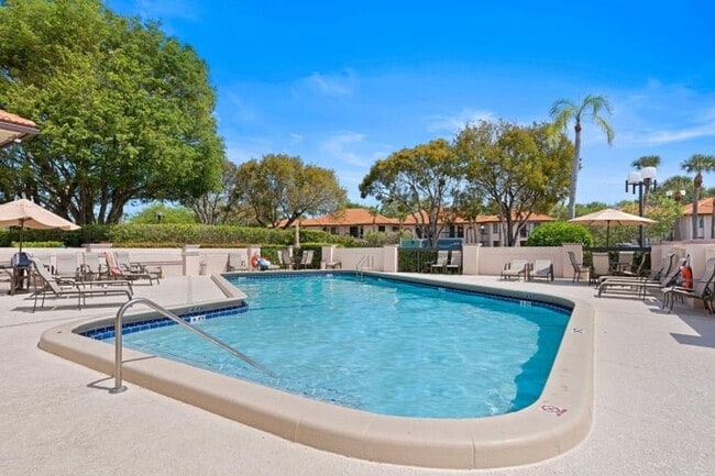 Photo - 350 E Club Cir Apartment