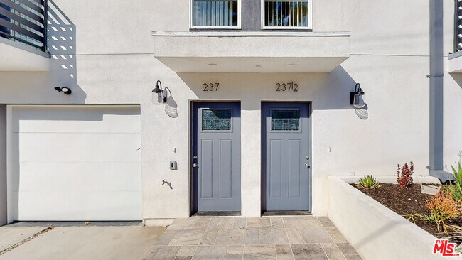 Building Photo - 238 Rosemont Ave