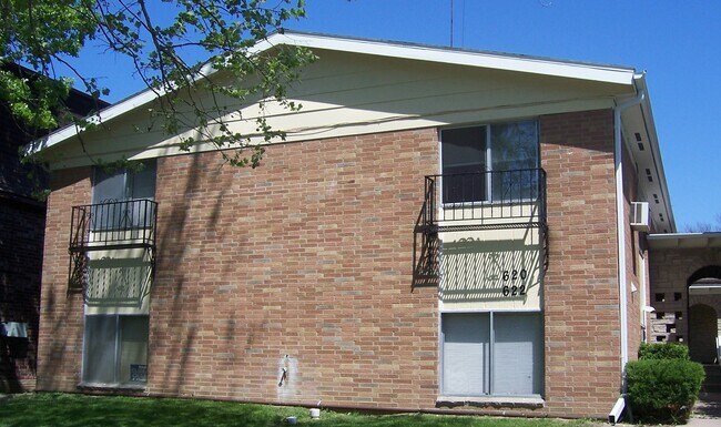 Building Photo - 620 S Johnson St