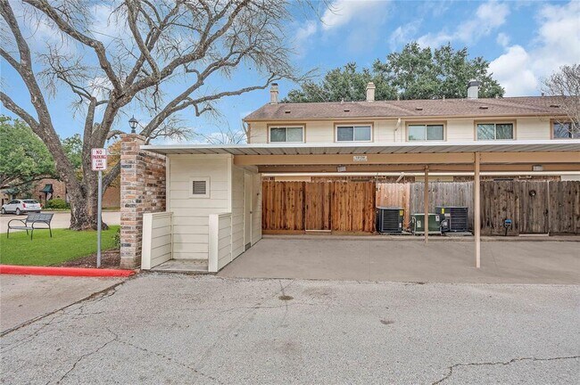 Building Photo - 14134 Misty Meadow Ln