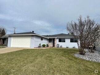 Building Photo - 6709 El Camino Dr