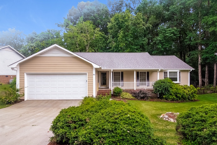 Foto principal - 401 Latrobe Dr