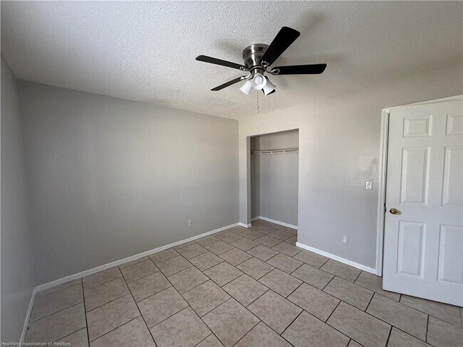 Foto del edificio - 2-Bedroom and 1-Bathroom