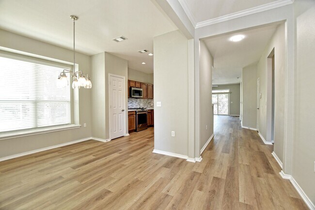 Foto del edificio - 313 Essex Ln