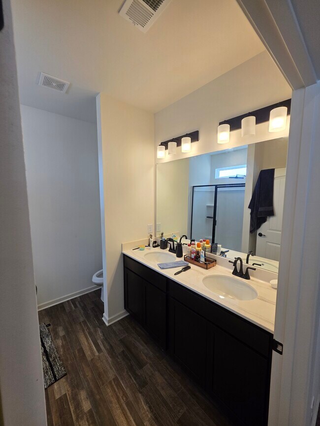 BAÑO PRINCIPAL - 123 Duncan Farm Dr NW