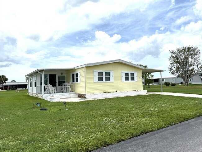 Building Photo - 637 Los Altos