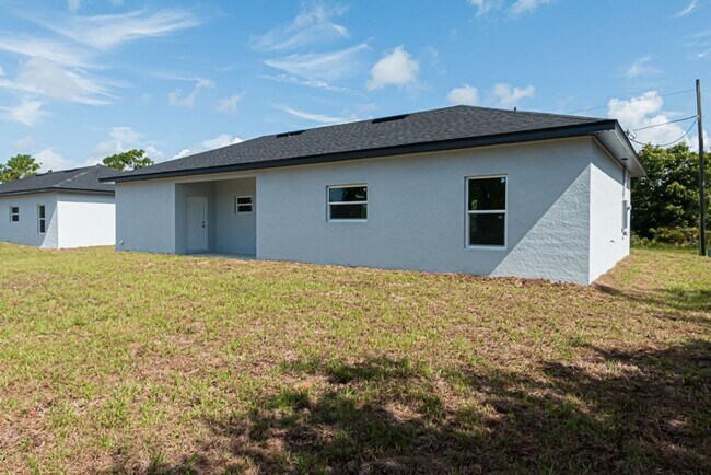 Building Photo - 3BR/2BA Home with 1-Car Garage in Prime SW Lehigh Acres – Brand New Construction