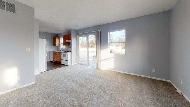 Sala de estar y cocina - 2401 Washington Ave