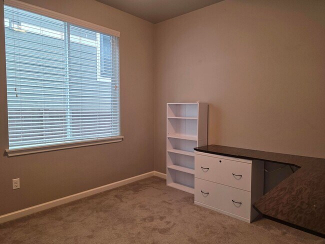 Foto del edificio - 4 Bedroom Home in Freestone at Bayside!