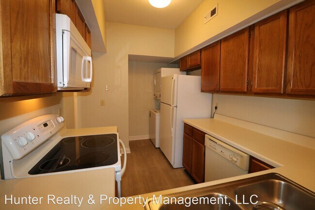 Building Photo - 3 br, 2 bath House - 354 Meadows Circle