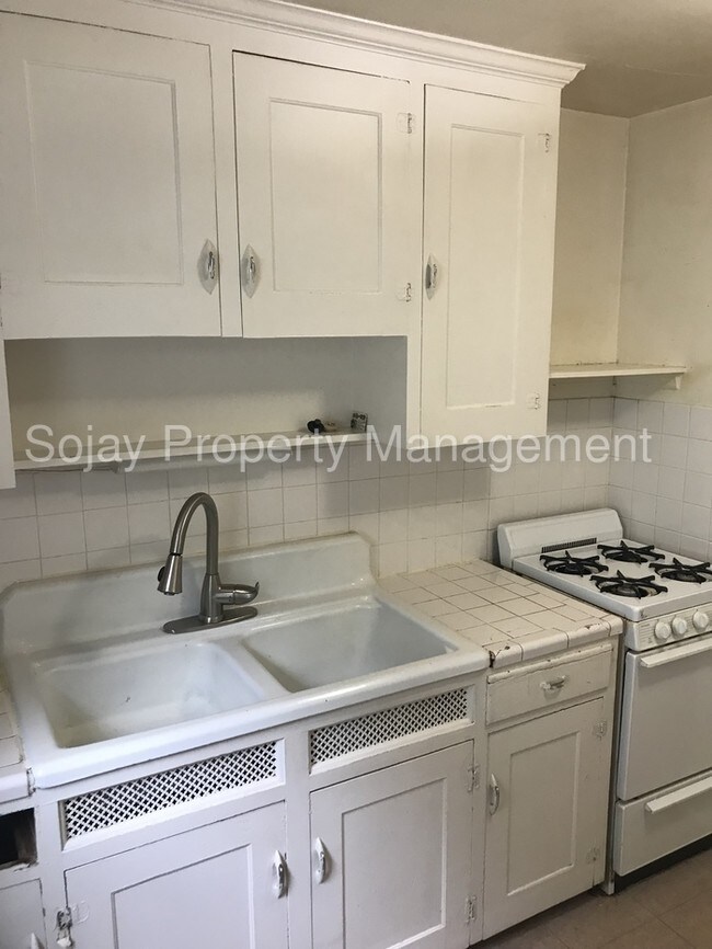 Foto del edificio - One Bedroom - One Bath