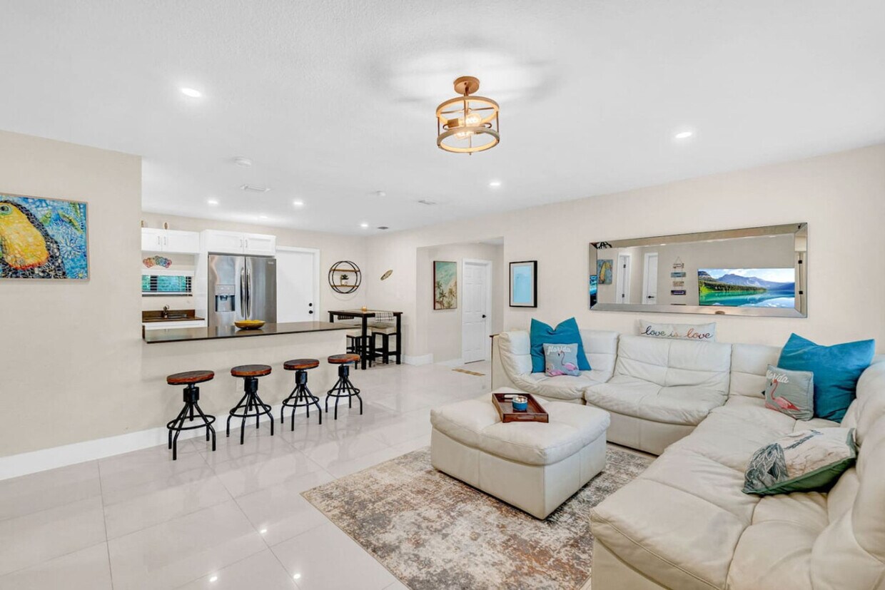 Foto principal - 246 NW 82nd Terrace