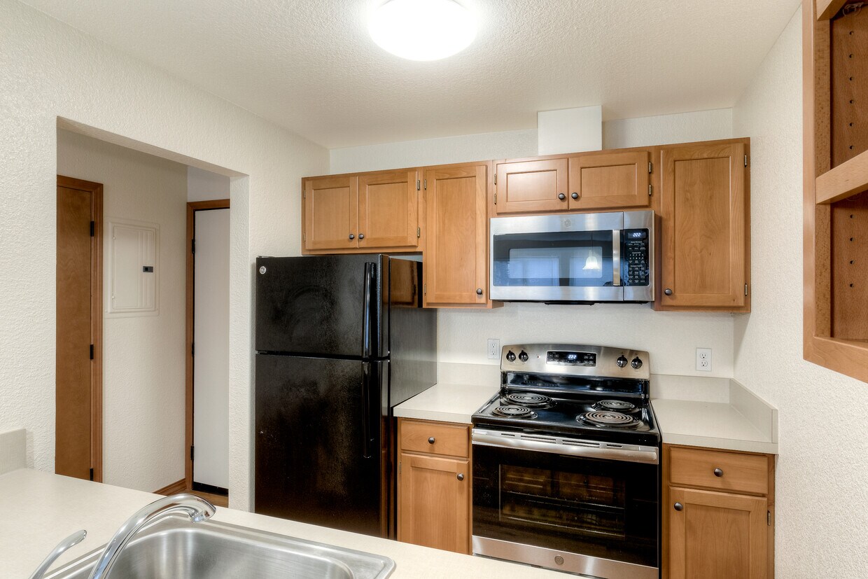 Pinehurst Apartments Seattle, WA