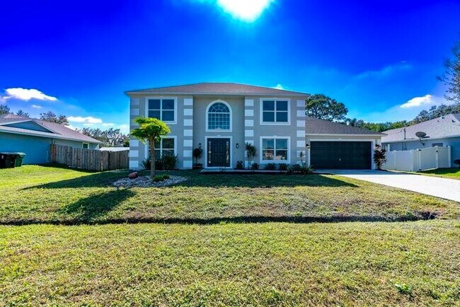 Foto del edificio - 2056 SW Grant Ave