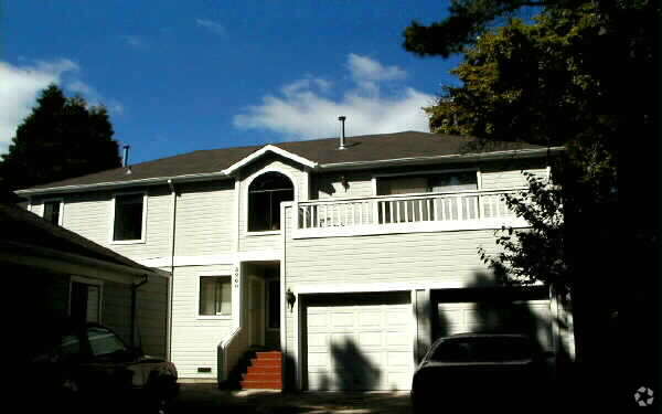 Foto del edificio - 3260 Dakota St