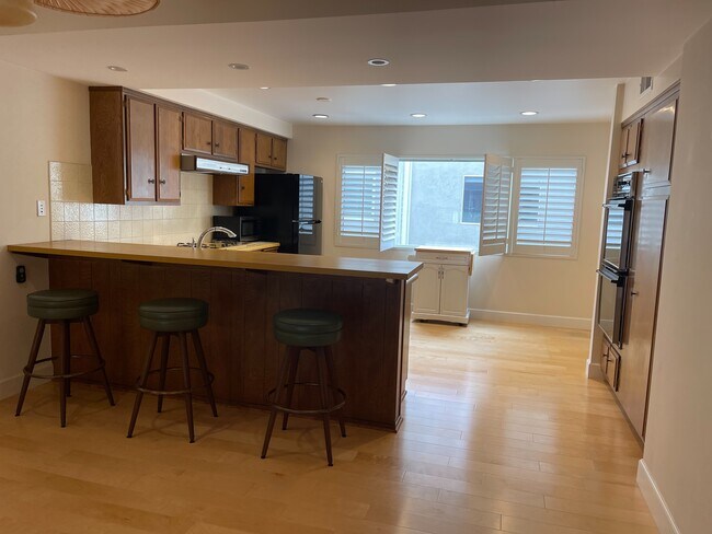 Foto del edificio - 4338 Glencoe Ave