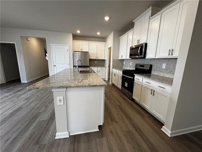 Building Photo - 2357 Whitworth St