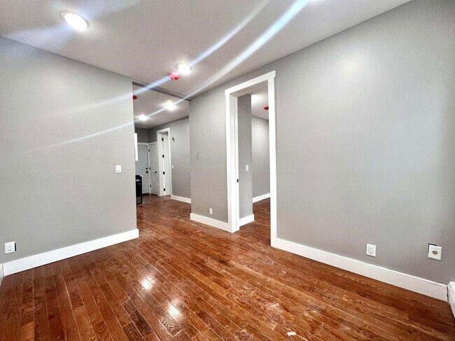 Foto del edificio - 940 West Side Ave