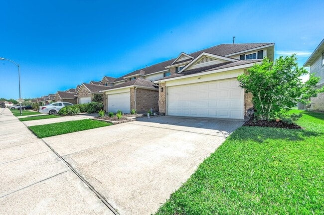 Photo - 4502 Park Trail Ln Apartment