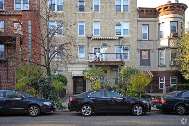 Building Photo - 1326 55th St
