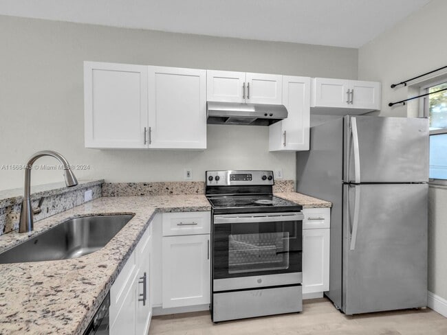 Building Photo - 3596 NW 91st Ln