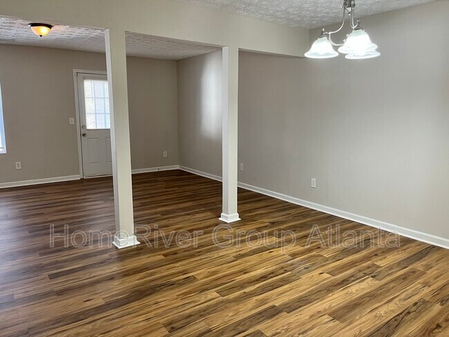Foto del edificio - 11424 S Grove Dr