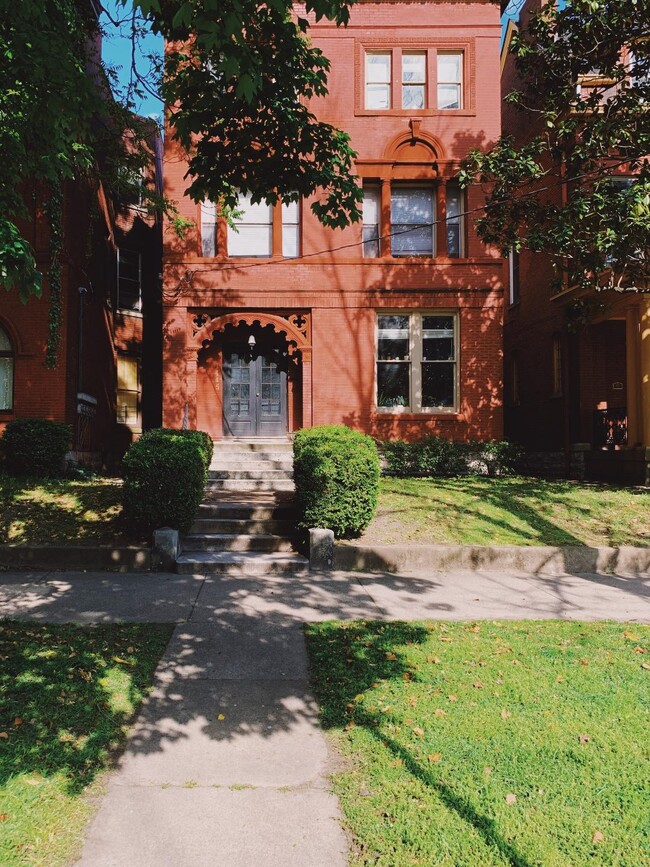 Front entrance with electric key lock - 1445 S 3rd St