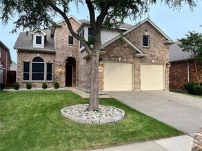 Building Photo - 2433 Mallard Dr