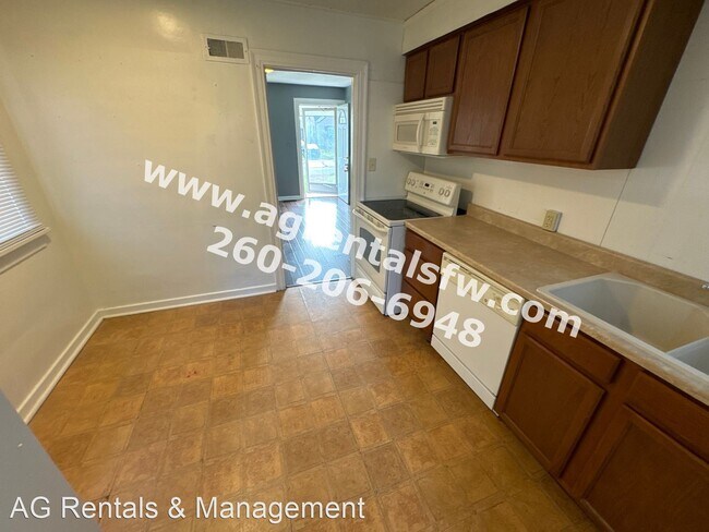 Foto del edificio - 2 br, 1 bath House - 3405 Felician St