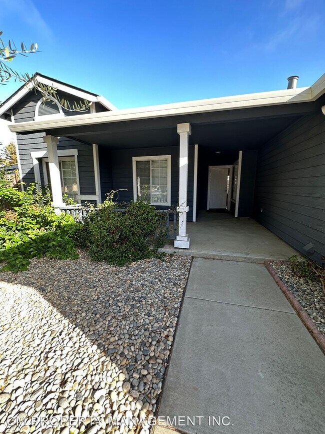 Building Photo - 4 br, 2 bath House - 610 Liege Drive