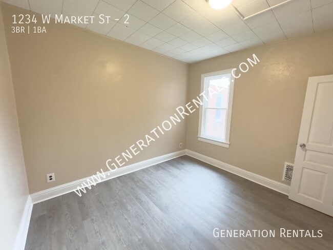 Foto del edificio - 1234 W Market St